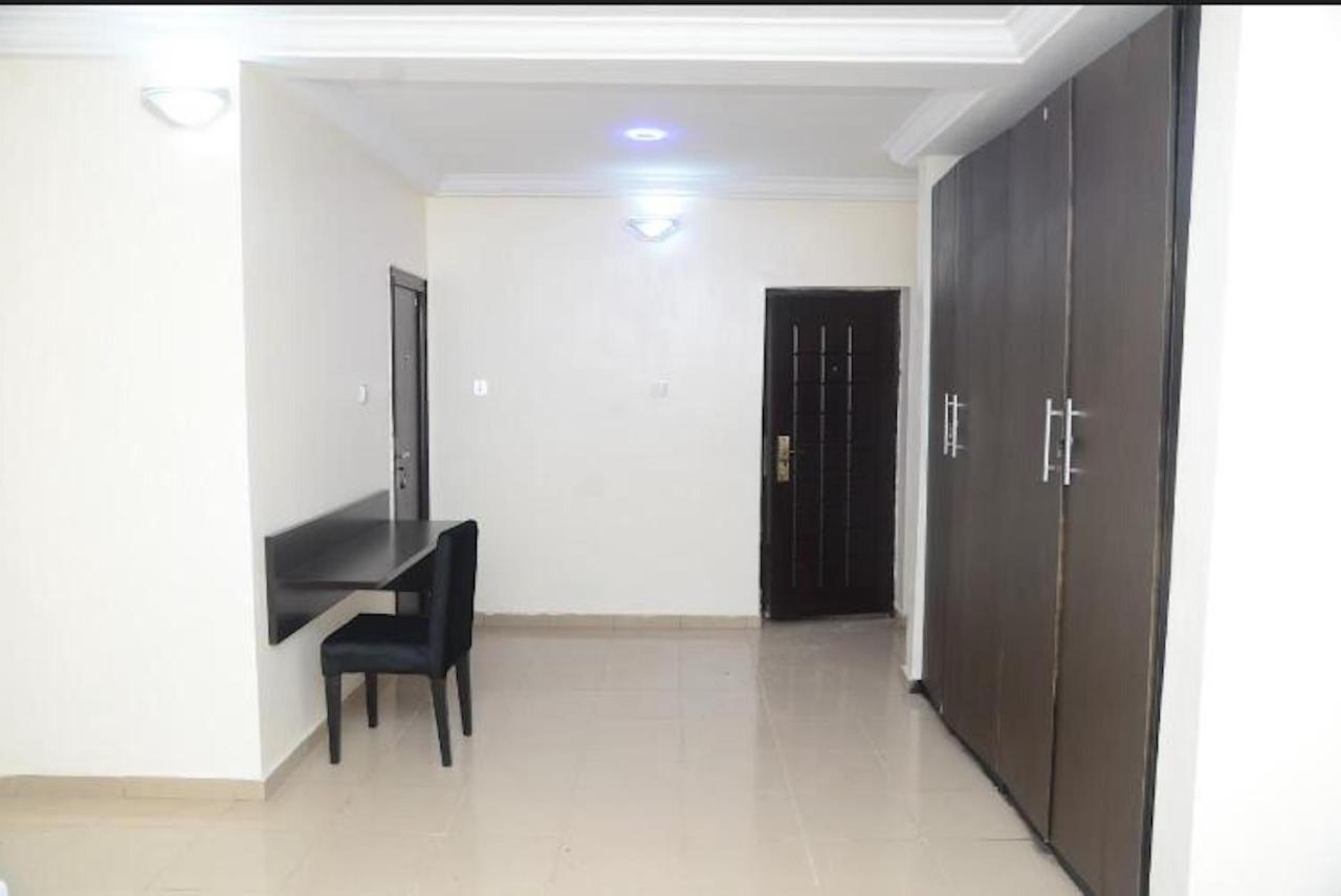 Volantis Gold Suites Ikeja Exterior foto